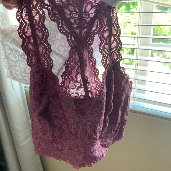 Lace Racer Back Bralette Bundle - Picture 8 of 10